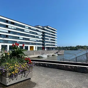 Sea View Lux Kalasatama Romantic Studio - Balcony & Coffee& Tee, Wifi, Gym &sauna Helsinki