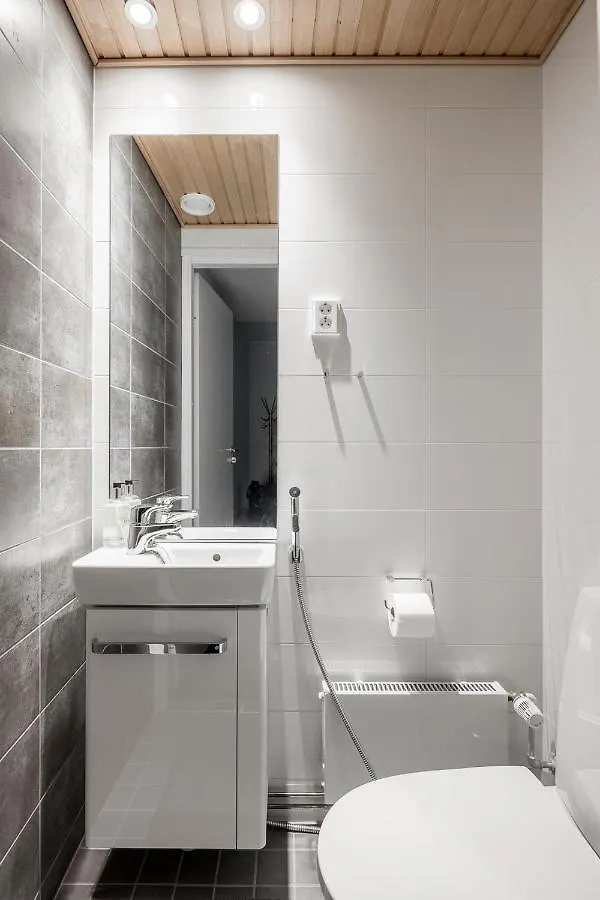 Appartamento Kaunis Huoneisto Jatkasaaressa, Iso Parveke, Sauna, Ilmastointi, Autohallipaikka Helsinki Finlandia