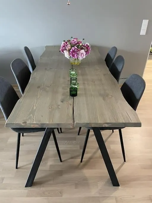 Apartment Kaunis Huoneisto Jatkasaaressa, Iso Parveke, Sauna, Ilmastointi, Autohallipaikka Helsinki
