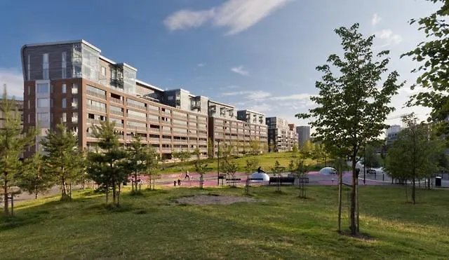 Kaunis Huoneisto Jatkasaaressa, Iso Parveke, Sauna, Ilmastointi, Autohallipaikka Helsinki Apartment